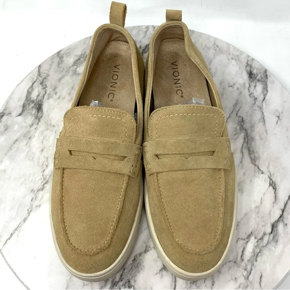 Vionic Uptown Hybrid Sand Suede Lug Sole Comfort Loafers 9 Classic Preppy Sporty - Picture 6 of 15